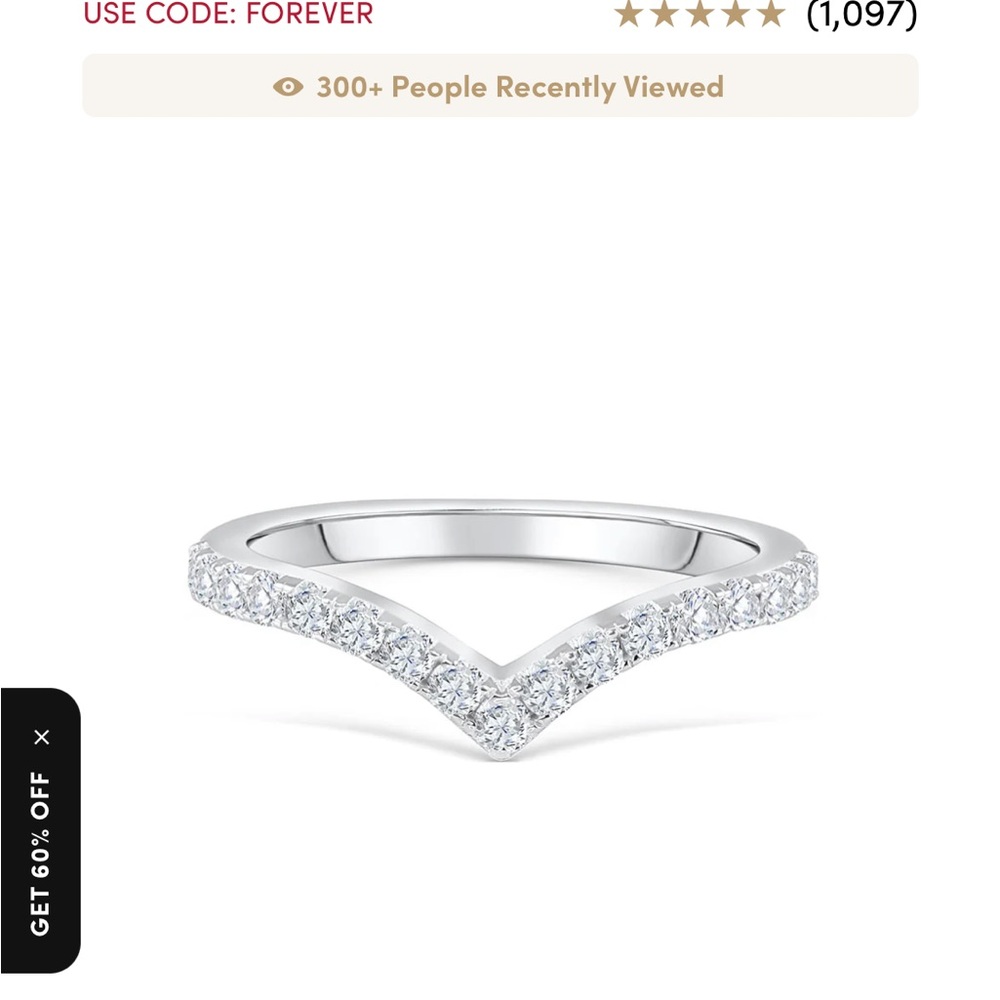 “The Zoey” V-Shaped Wedding Band